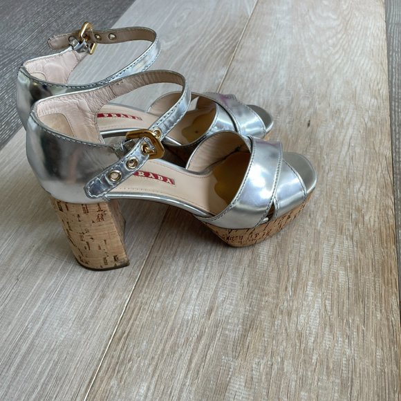 COPY - Silver Prada platform sandals with chunky heels - 70s vibe. size 6 - Picture 4 of 5